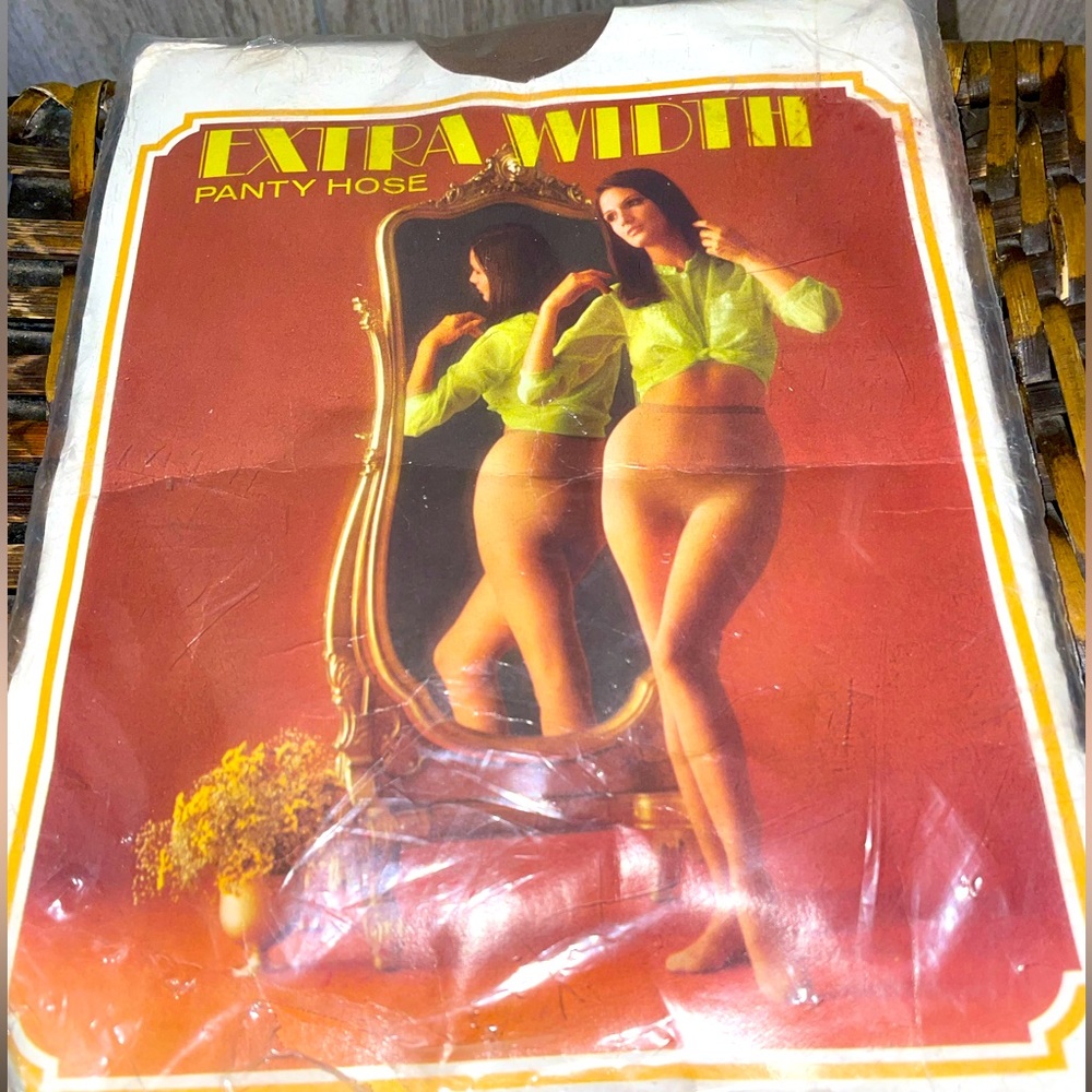 Vintage Jeanne Plus Size 1970's Nylon Pantyhose Color Toast